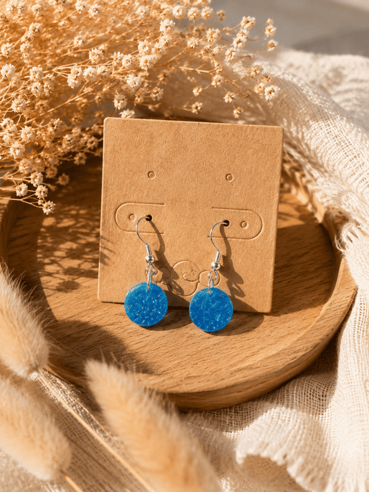 Boucles d'Oreilles Pendantes STELLA – Mini Disques Bleu Électrique Pailleté - Créa.Bijoux