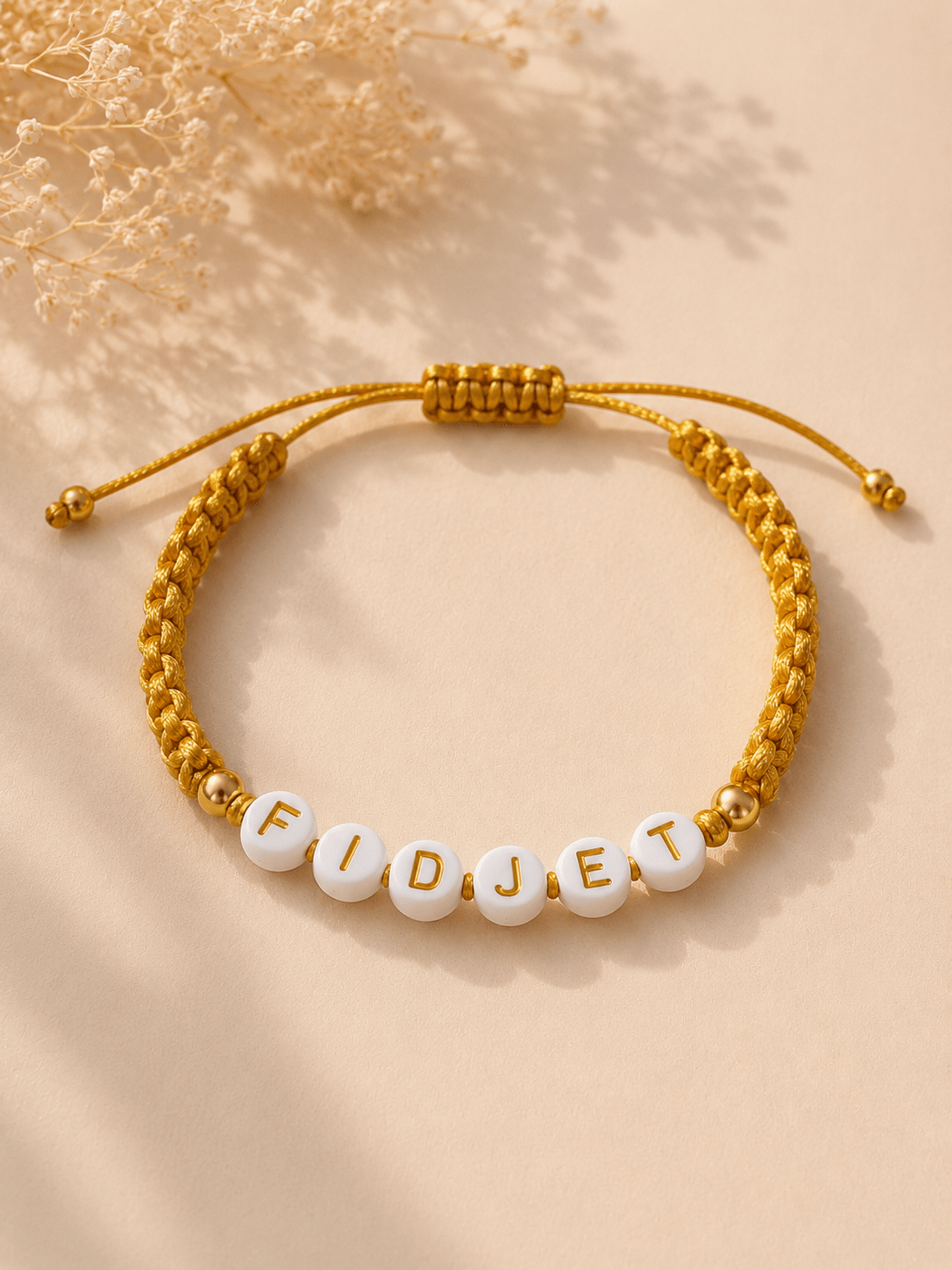 Bracelet Prénom Personnalisé Tressé – Rouge Passion & Lettres Dorées - Créa.Bijoux