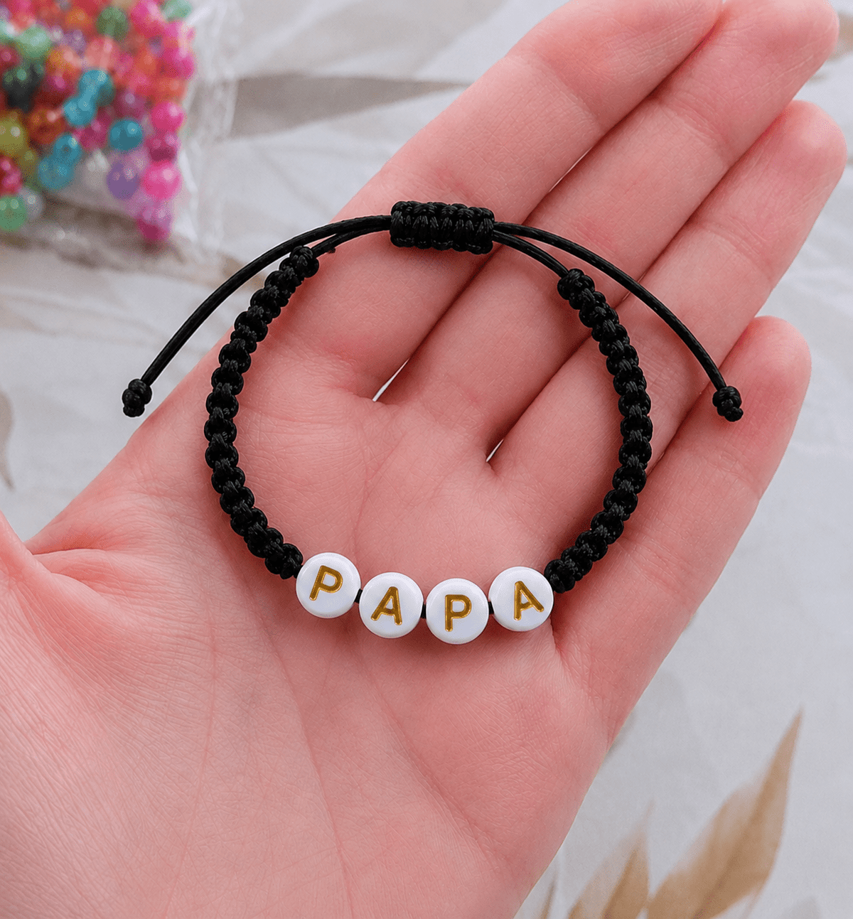 Bracelet Prénom Personnalisé Tressé – Rouge Passion & Lettres Dorées - Créa.Bijoux